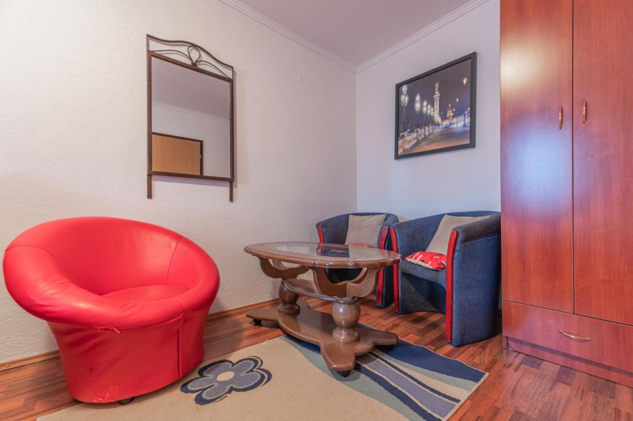 Frile Apartments Нікшич Екстер'єр фото