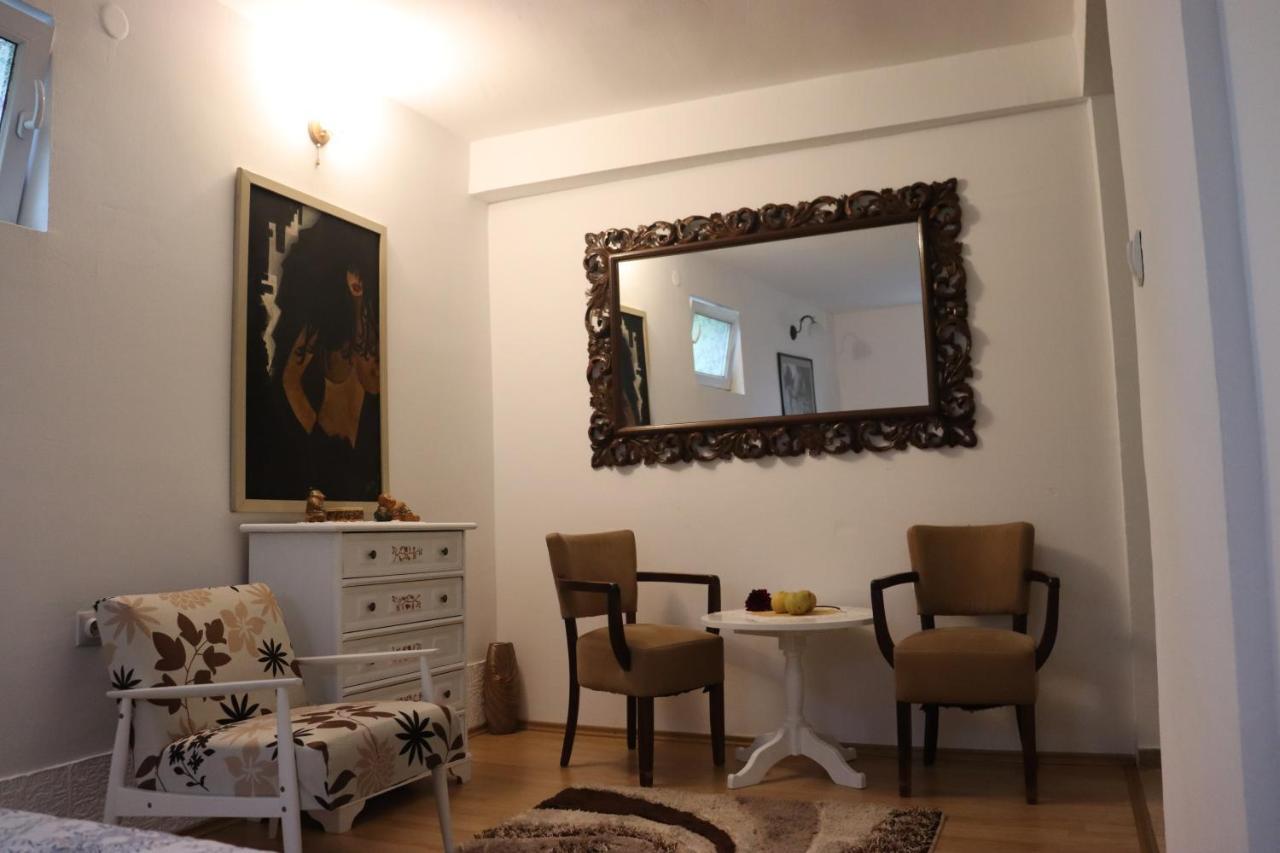 Frile Apartments Нікшич Екстер'єр фото